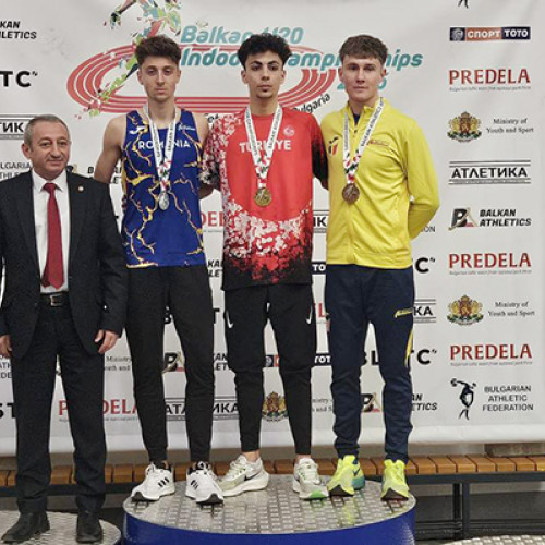 Alin Savlovschi, medalie de bronz la Campionatul Balcanic U20