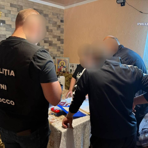 Grupare transnațională de crimă organizată, implicată în infracțiuni informatice și trafic de bani, destructurată între Moldova, România și alte țări