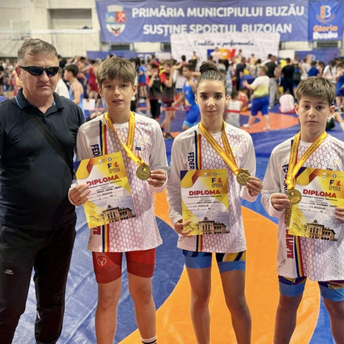 Campioni naționali la lupte din Medgidia
