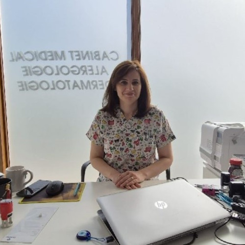 medicul alergolog Raluca Micu, specialist în Constanța, avertizează asupra alergiilor sezoniere