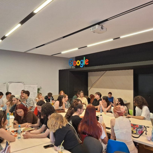 O nouă etapă a programului Civicult debutează la Universitatea Ovidius din Constanța, cu o proiecție de film sub cerul liber