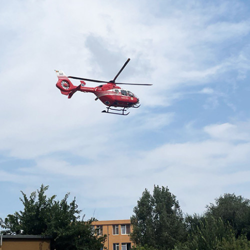 GRAV accident rutier la Adamclisi: Un pieton a fost lovit de o mașină. A fost adus elicopterul SMURD