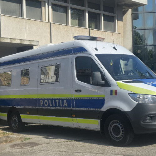 Condamnați la ani grei de închisoare, trei traficanți constănțeni au fost săltați de polițiști. Au ajuns imediat la Penitenciarul Poarta Albă
