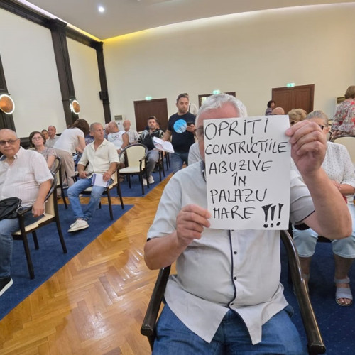 LIVE FOTO VIDEO Constănțenii din cartierul Palazu Mare, prezenți la primărie pentru dezbaterea PUZ-ului