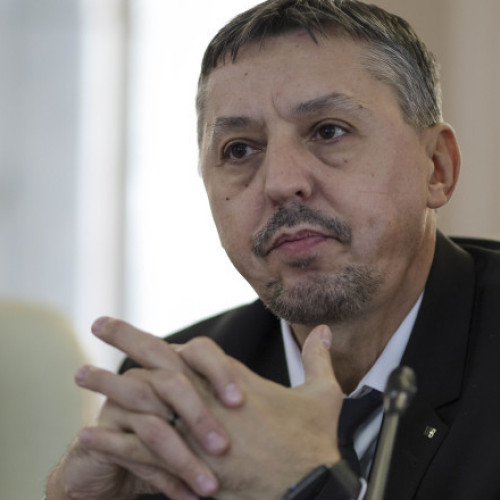Video Profesorii protestează în stradă față de măsurile impuse în școli. Sunt așteptate demonstrații masive la începerea noului an școlar