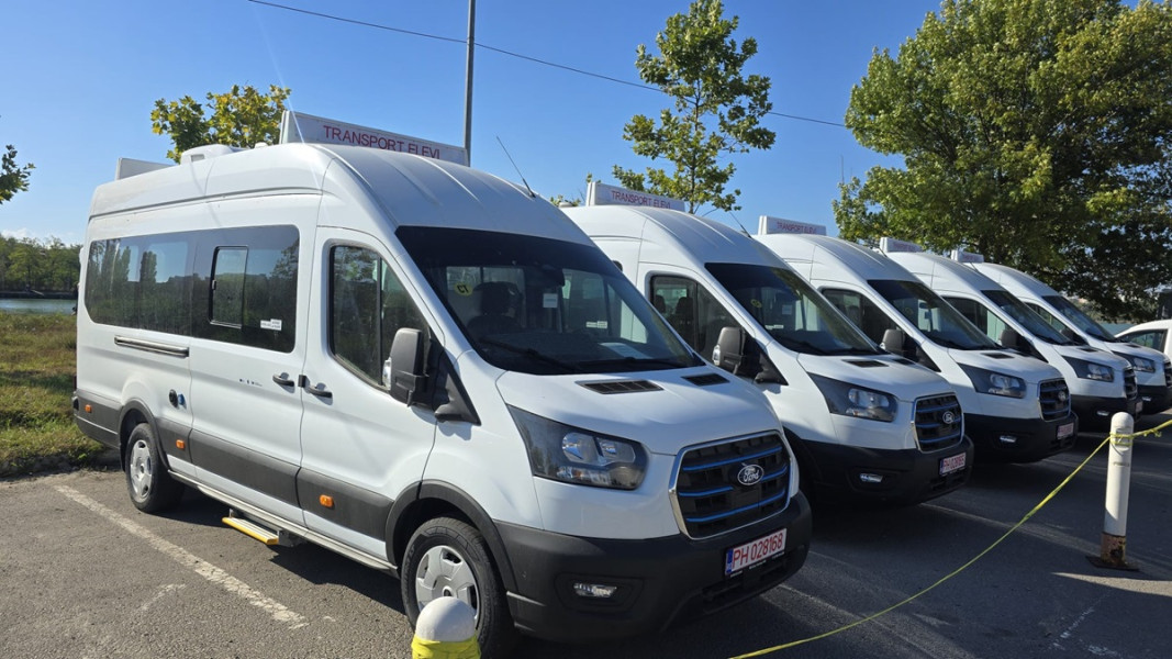 Contract de finanțare pentru microbuze electrice pentru elevi, semnat între Ministerul Educației și Consiliul Județean Constanța