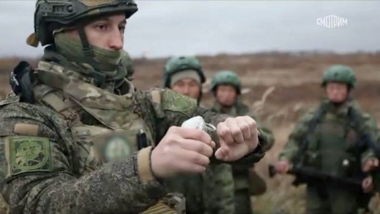 Mulți ruși privesc negativ militarii reveniți din războiul din Ucraina