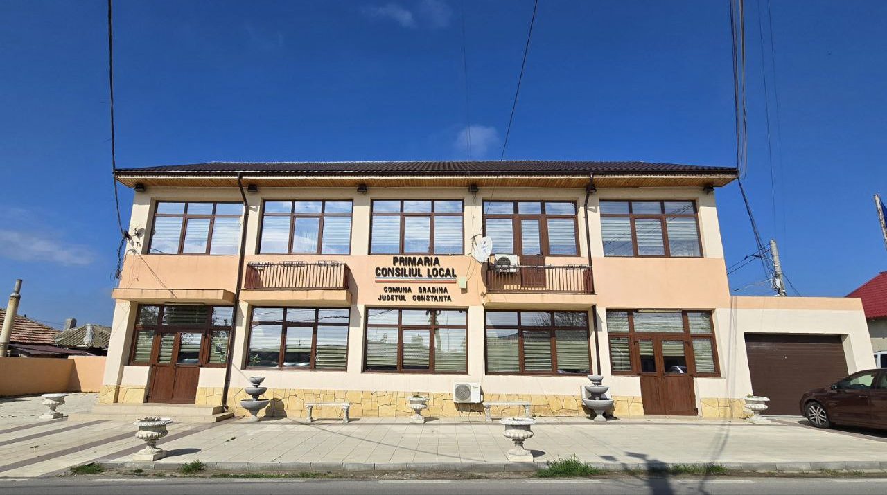Comuna Grădina sărbătorește sfințirea noii școli gimnaziale