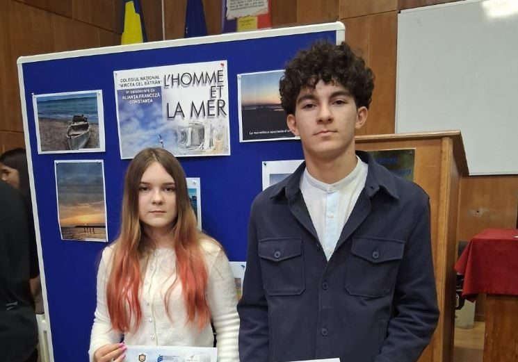 Premii obținute de elevi la concursul de fotografie și creație literară