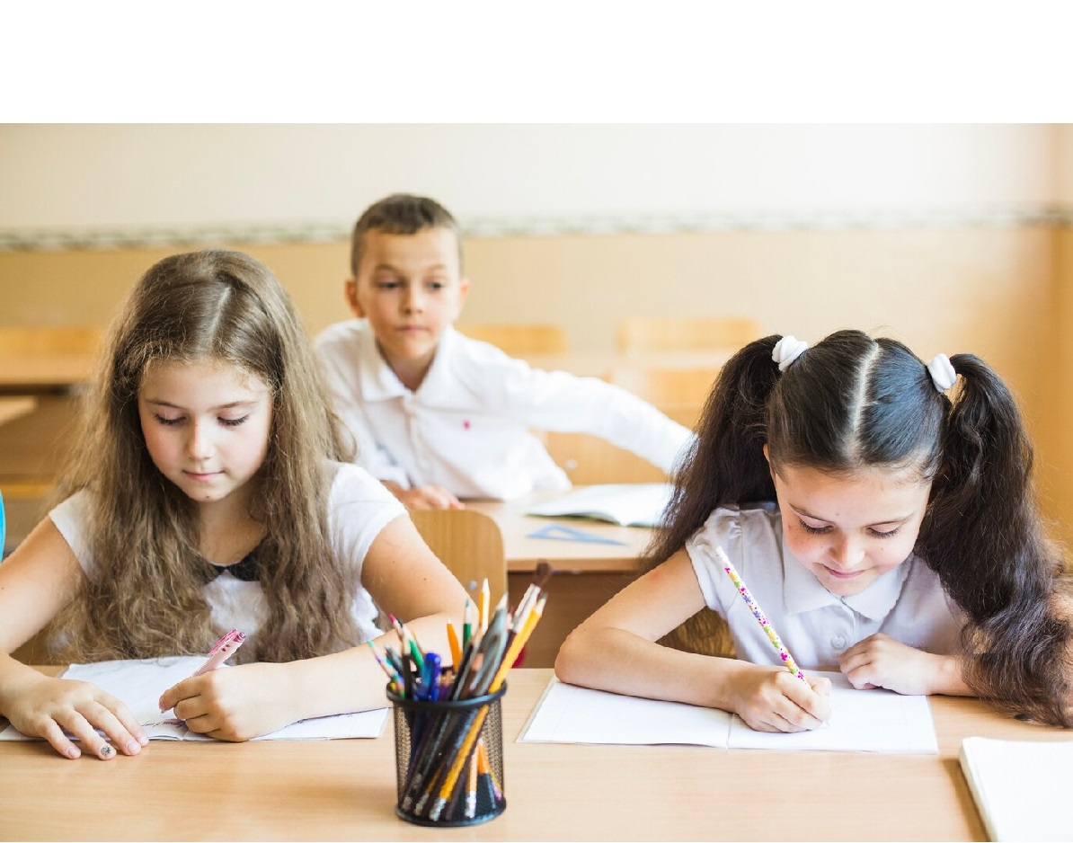 Ministrul Educației anunță suspendarea prezenței fizice în școli în cinci județe și București