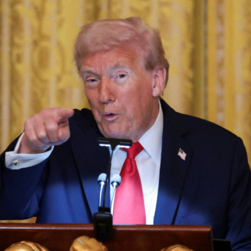 Trump amenință Hamas cu intervenție militară dacă atacurile continuă în Gaza