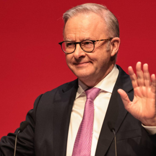 Anthony Albanese discută cu Donald Trump despre submarine nucleare și minerale critice