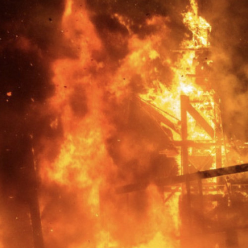 Patru morți și zeci de răniți după incendiul dintr-un bloc din Lyon